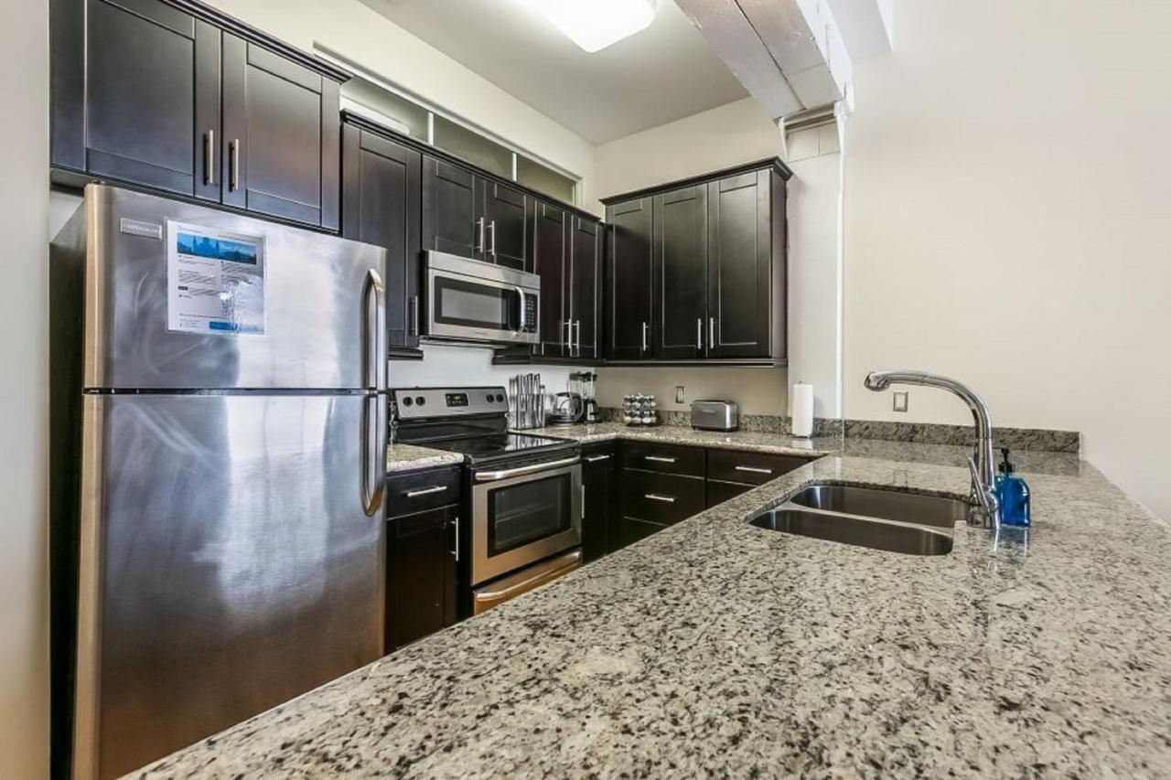 Beautiful Condos Steps From French Quarter And Bourbon St New Orleans Dış mekan fotoğraf